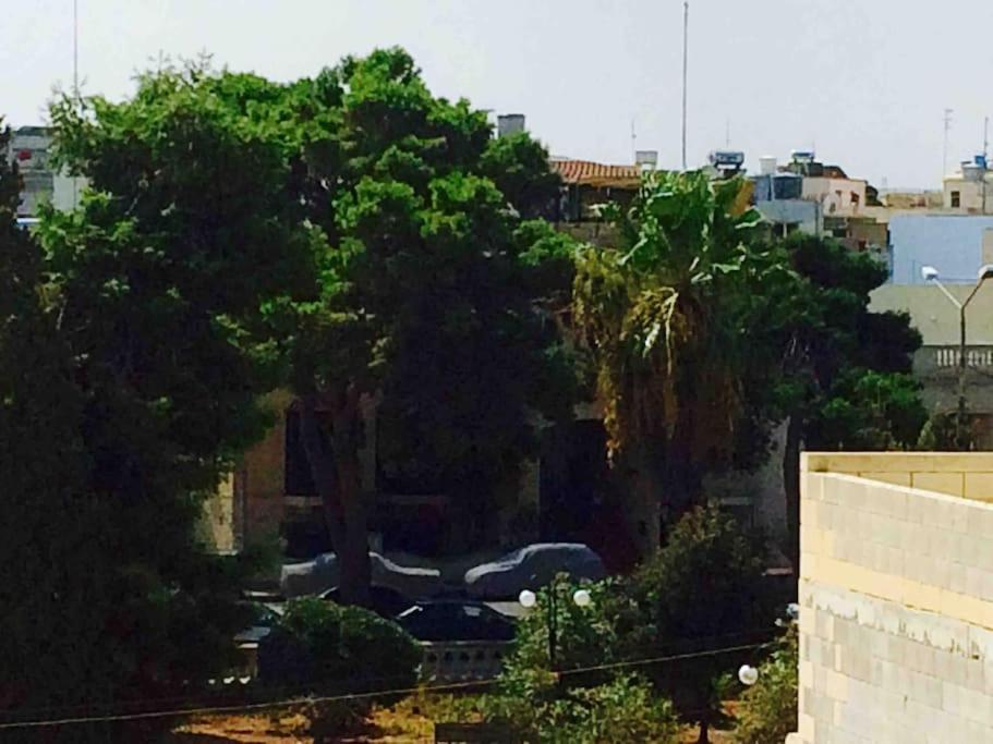 May Flower: Modern Flat Close To Airport/Bus Stops Tarxien Ngoại thất bức ảnh